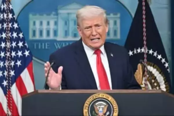 トランプ氏、「グリーンランドの人々は領有に賛成」　現地では抗議デモ