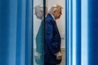 トランプ氏、大統領2期目就任から1年　記者会見で語ったことは