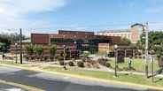 大学の競技場付近で銃撃、11人撃たれ負傷　米フロリダ州