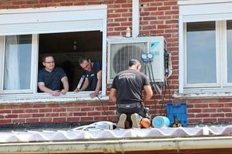 見苦しくうるさすぎ、あまりに米国的？ 　フランスで巻き起こるエアコン論争
