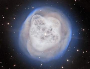 死にゆく星の壮絶な輝き――「水晶玉星雲」の新たな画像公開