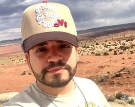 TikTokインフルエンサーの男性、街角ライブ配信中に射殺　メキシコ