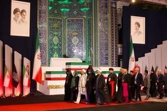 殺害されたハメネイ師の壮大な葬儀始まる、米建国250周年に合わせ　トランプ氏に挑戦的なメッセージ