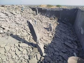 イランのメディア、破壊された貯水施設の写真を公開　米国製爆弾の残骸とされる画像と共に