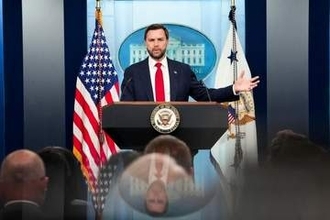 米イラン覚書発効　協議は「数日内に開始」　米副大統領