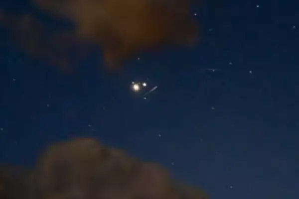 こぐま座流星群が見ごろに、今年最後の流星群