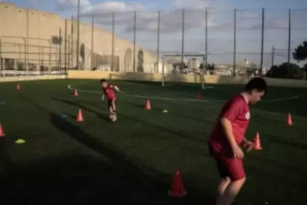 パレスチナのサッカー場、当面解体免れる　国際サッカー連盟がイスラエルに圧力