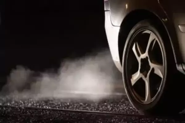 EU、エンジン車の新車販売禁止を緩和　気候変動対策に打撃