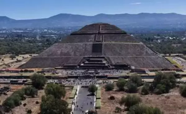 メキシコ人気観光地テオティワカンで銃撃　カナダ人女性が死亡、6人負傷