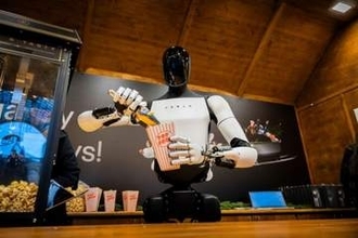 生物兵器、核兵器、悪意のない殺戮――AIが人類を滅亡させ得るシナリオとは