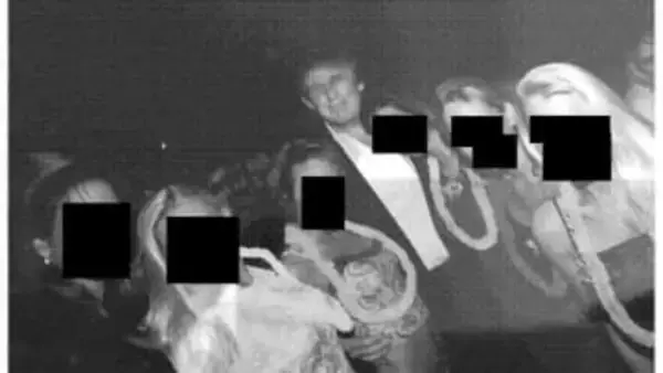 エプスタイン氏の遺産から新たな写真公開、トランプ氏は「大したことではない」