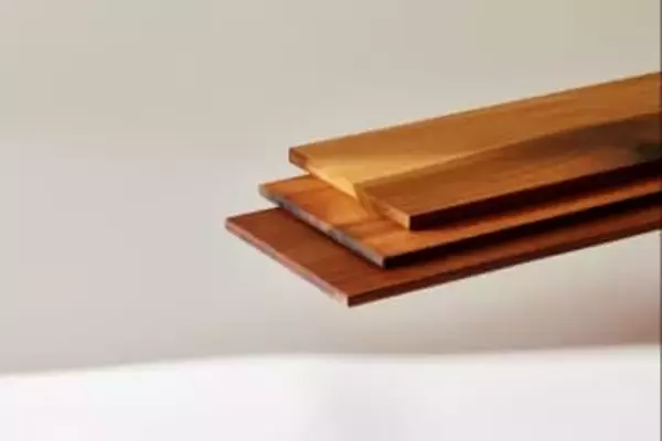 科学者が生み出した「スーパーウッド」、強度重量比は鋼鉄の10倍　米