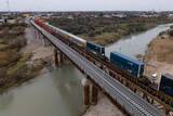 「貨物列車から6人の遺体　米テキサス州」の画像1