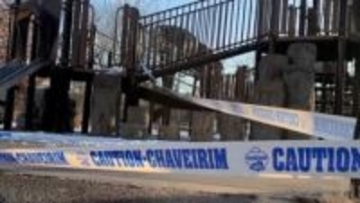 公園に大量のかぎ十字の落書き、15歳の2人を逮捕　米ニューヨーク