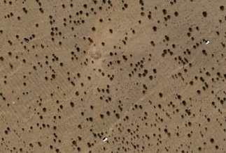 戦闘機F15E墜落現場に円形のくぼみ　衛星画像で確認