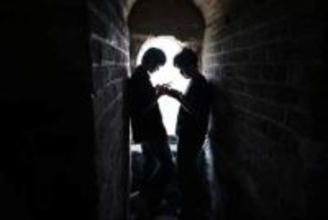 激しい出世競争から逃げる中国の若者、外国の工作活動が原因と諜報機関