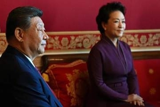 習氏の訪米終了、年内の再会談に期待　トランプ氏との親密さ印象づける