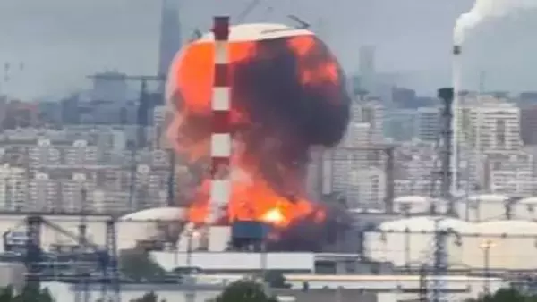 モスクワに大規模ドローン攻撃、ウクライナはいかにしてロシアの防空網を突破したのか