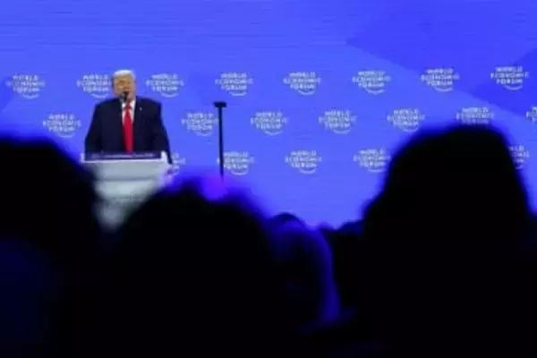 トランプ氏、「グリーンランド守れるのは米国だけ」　領有へ武力行使は否定