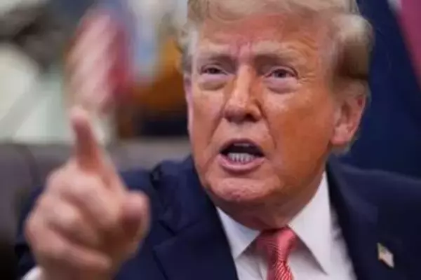 中間選挙敗北の犯人さがしに怯えるトランプ氏の側近ら、「熾烈な」権力争いを展開