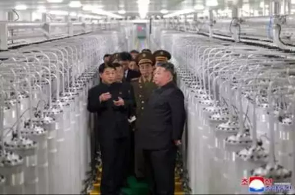 金正恩氏、新たな核施設を視察　兵器生産の「指数関数的」拡大を計画