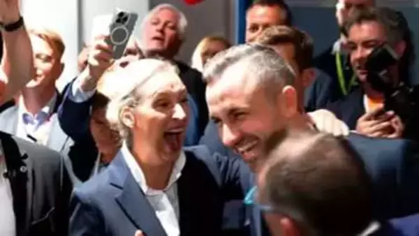 ドイツ極右政党AfD、州選挙で歴史的勝利　過半数には届かず