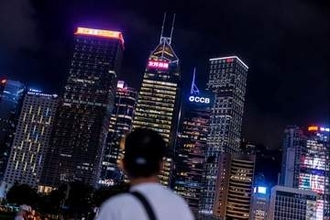コンサートのため香港に入境した女性、家族の生活給付金が打ち切りの危機に　中国