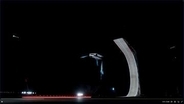 まるでSFの世界、テスラが「空飛ぶ車」をお披露目