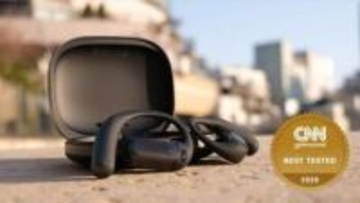 オープンイヤー型イヤホン、買うならどれ？　高機能のShokzからコスパ最強のEarFunまで4製品を厳選