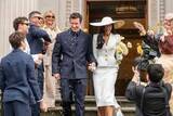 「デュア・リパが結婚、初披露のウェディング姿はビアンカ・ジャガーを彷彿」の画像1