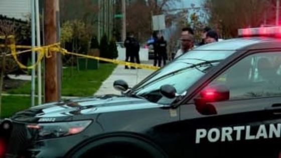 連邦捜査官に男女2人が銃撃され、病院に搬送　米オレゴン州