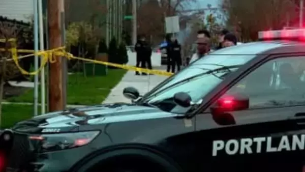 連邦捜査官に男女2人が銃撃され、病院に搬送　米オレゴン州