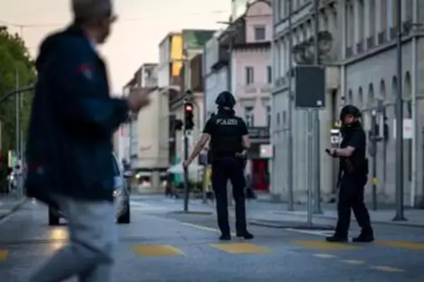 スイス北部のレイブ会場で銃撃　1人死亡、5人負傷　容疑者追跡中