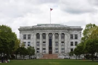 米ハーバード大で爆発 意図的か