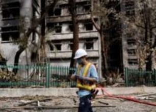 香港火災の死者151人に、30人が行方不明　高齢者や外国人家事労働者が犠牲に