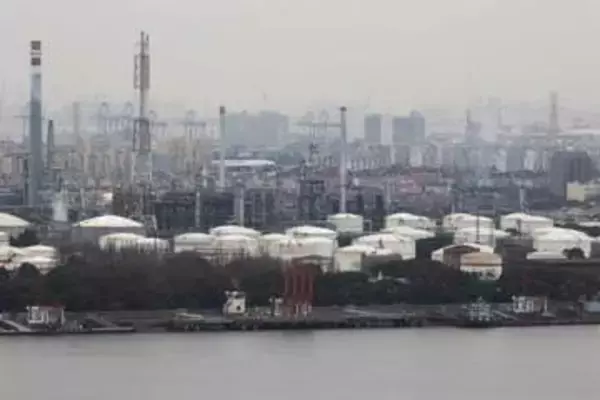 米国、イランの取引相手国に「経済版Dデー」を宣言　どの国を意味しているのか