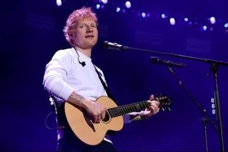 エド・シーランの米ツアー降板の歌手、出演料全額を寄付　自分を締め出した富豪にも呼びかけ
