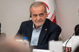 イラン大統領、戦争と制裁で「革命以来最も厳しい状況」