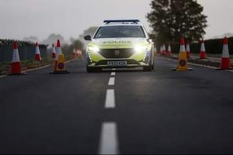 英空軍基地を狙った企て、容疑者が逮捕前に自ら通報　謎深まる　英メディア