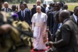 トランプ氏、教皇に「異議を唱える権利ある」　イラン戦争めぐり応酬繰り広げるなか