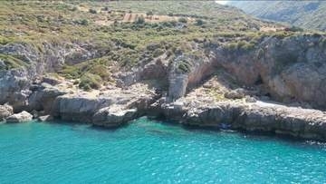ネアンデルタール人と現生人類が文化を共有か、洞窟での発見が示唆　トルコ