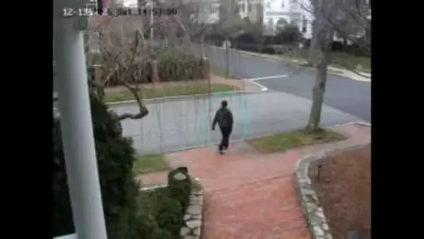 米ブラウン大学銃撃、参考人の新たな映像を公開　事件前に「現場を下見」