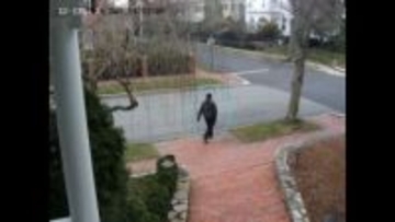 米ブラウン大学銃撃、参考人の新たな映像を公開　事件前に「現場を下見」