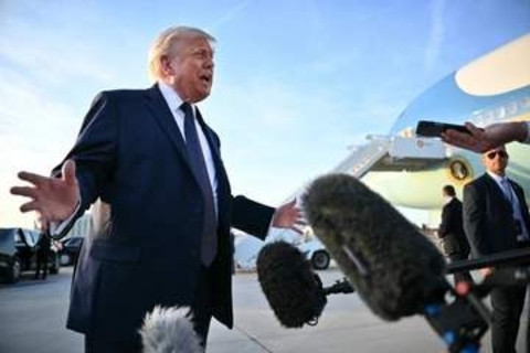 トランプ氏、ホルムズ海峡での通航料徴収を示唆　最終合意不成立なら