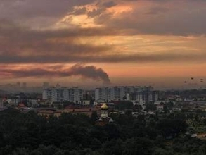ウクライナ首都周辺にロシアの攻撃、17人死亡　弾道ミサイルを1発も迎撃できず