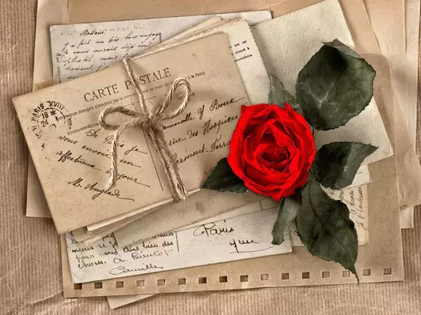 ミッテラン大統領が愛人に送った手紙、1218通。国を動かした男の秘めた恋