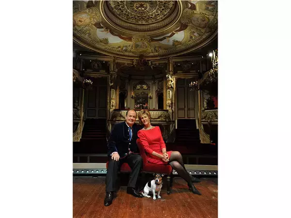 城主のプリンセスに会える、ベルギーの城下町シメイを行く旅