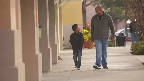 「人は「男」にも「女」にもならなくていい／ 『男らしさという名の仮面』濱野ちひろ」の画像