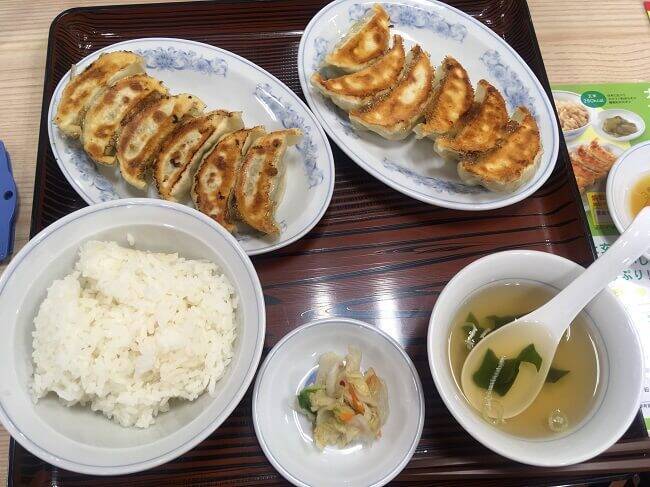 どこが一番旨い チェーン店 W餃子定食 7店食べ比べ 大阪王将はぜひ味噌ダレで リンガーハットは15個590円とコスパ最高 19年8月24日 エキサイトニュース 3 5 どこが一番旨い チェーン店 W餃子定食 7店食べ比べ 大阪王将はぜひ味噌ダレで リンガーハットは15個590円とコスパ最高 19年8月24日 エキサイトニュース 3 5