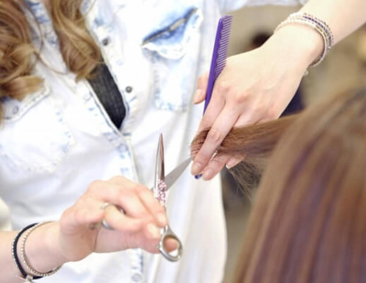 1000円カットは身なりがどうでもいい人のもの 投稿に反発相次ぐ 散髪に何千円も使うほうが苦痛 女性も利用してる 年1月19日 エキサイトニュース 1000円カットは身なりがどうでもいい人のもの 投稿に反発相次ぐ 散髪に何千円も使うほうが苦痛 女性も利用してる 年1月19日 エキサイトニュース